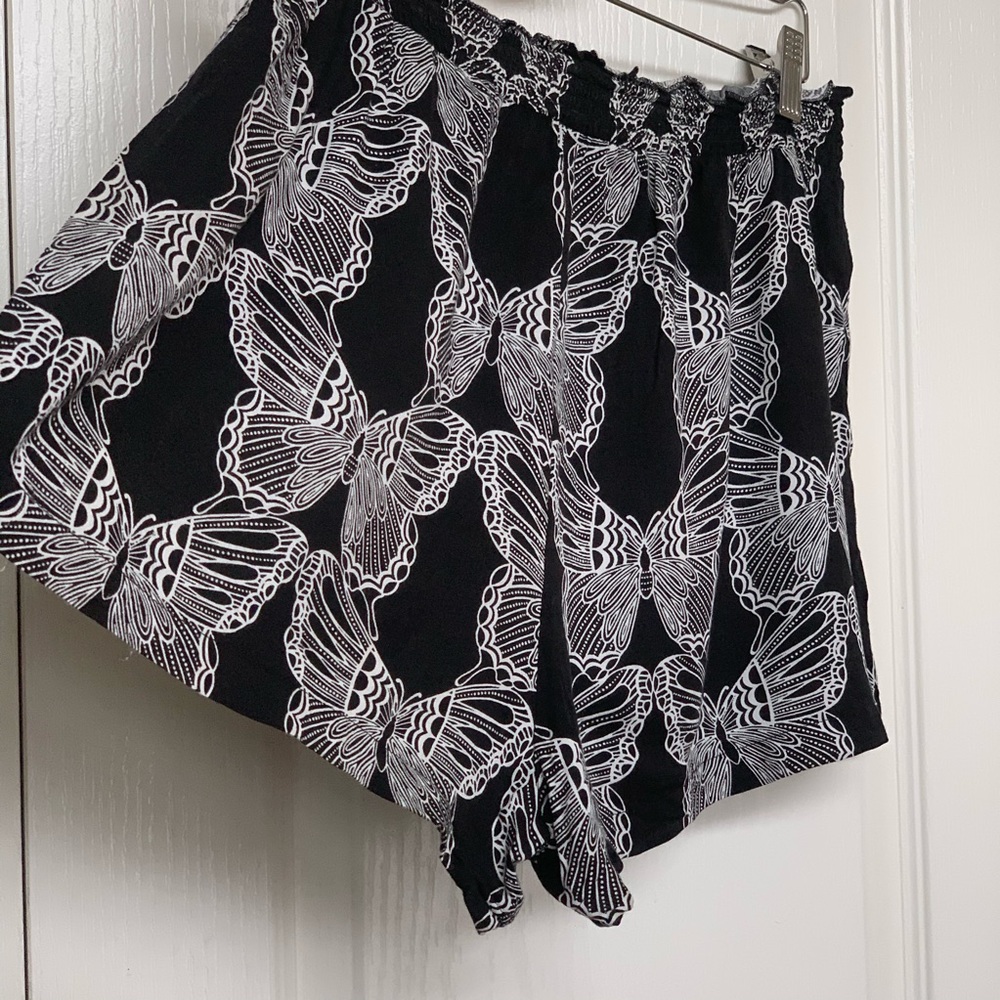 Butterfly Printed Shorts